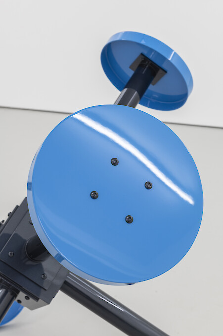 Detail View, *Pivot II*, 2019, stainless steel with 2k painted finish, 142.2 x 142.2 x 142.2 cm (56 x 56 x 56 in)